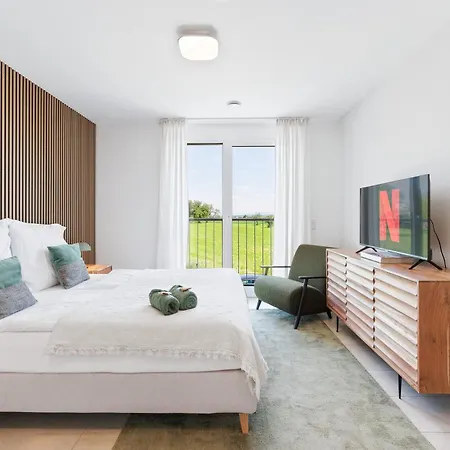The Serviced - Design Apartments Stuttgart Room photo